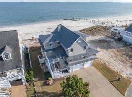 15 Thimble Shoals Ct., Hampton, Virginia