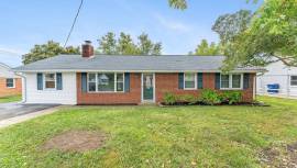 1107 Laurel St, Woodbridge, Virginia