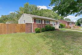 306 Duluth Court, Hampton, Virginia