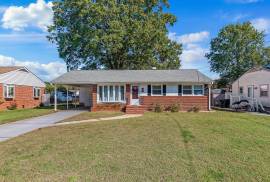 220 Lynnhaven Drive, Hampton, Virginia